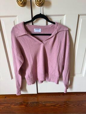 Old Navy Women's Pink V‑Neck Collar Sweater